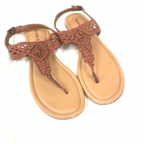 size 11 wide sandals